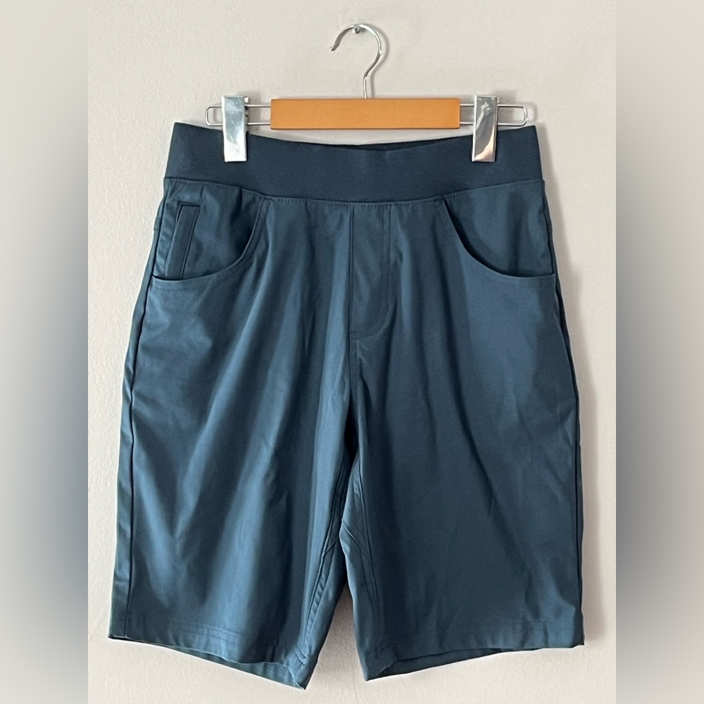 Men’s Wood 🌲 Cambie Commuter Hiking Shorts